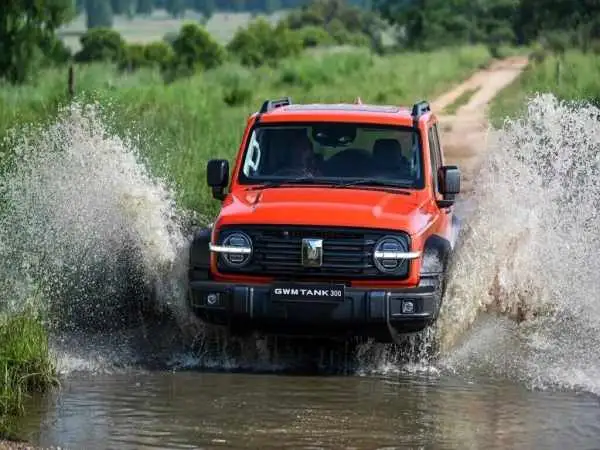 نقد و بررسی و قیمت تانک 300؛ غول 5.5 میلیاردی شتابران خودرو
