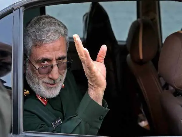 عکس؛ سفر در زمان؛ «سردار قاآنی» با عینک متفاوت در جبهه؛ دهه 60