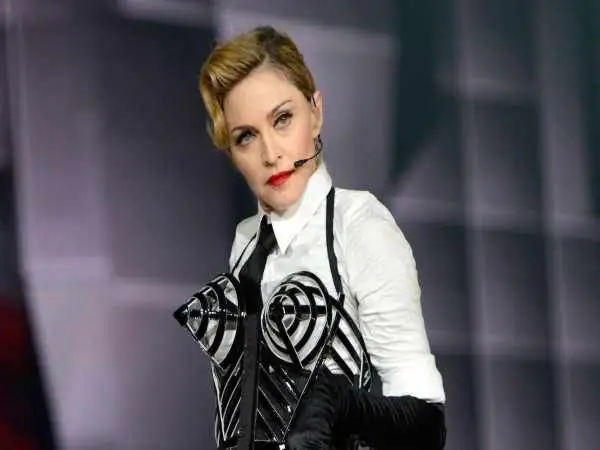 عکس؛ سفر در زمان؛ «مدونا، خواننده مشهور» در 27 سالگی؛ سال 1364