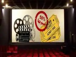 به دلیل کاهش حضور تماشاگران در وضعیت اضطراری، بلیت  سینماها از امروز نیم بها می شود؛ بلیت 55 هزار تومانی مردم را به سینما باز می گرداند؟