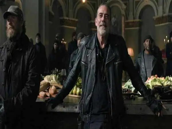 حفره داستانی سریال the walking dead یکی از صحنه های جذاب این سریال را خراب کرد