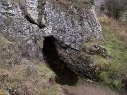 «بومرنگ» 40 هزار ساله از جنس «عاج ماموت» در این غار کشف شد