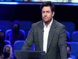 عکس هنری رضا گلزار با برج  خلیفه