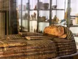 تصمیم گیری درباره آینده زنی 2700 ساله