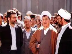 عکس؛ سفر در زمان؛ «هاشمی رفسنجانی، در حال زیارت زیارت مرقد حضرت محمد(ص)؛ دهه 80