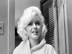 عکس؛ سفر در زمان؛ ظاهر «مرلین مونرو، نماد زیبایی در سینما» در 27 سالگی؛ سال 1332