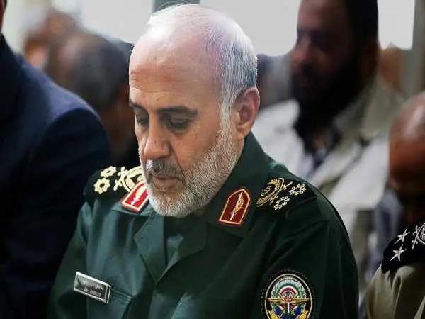 عکس؛ سفر در زمان؛ «سرلشکر غلامعلی رشید» در جلسه فرماندهی عملیات والفجر؛ سال 67