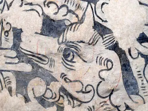 نقاشی های 450 ساله از زیر گچ های قدیمی یک عمارت تاریخی بیرون آمدند