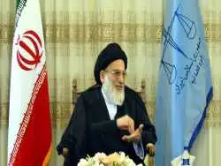 عکس؛ سفر در زمان؛ «آیت الله هاشمی شاهرودی در کنار استادش در نجف»؛ دهه 50