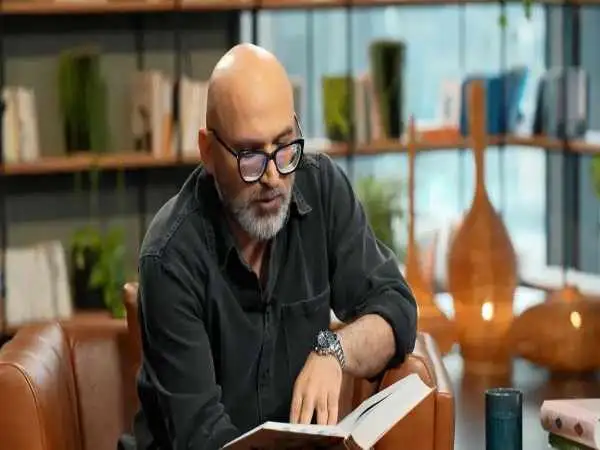 یاسین حجازی در «اکنون»: سعدی مجتهد زبان فارسی است