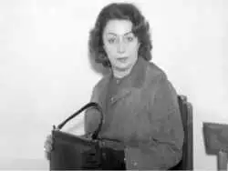 تصاویر؛ سفر در زمان؛ تصادف مرگبار خانم خواننده و نوازنده هایش در سه راه جمهوری!