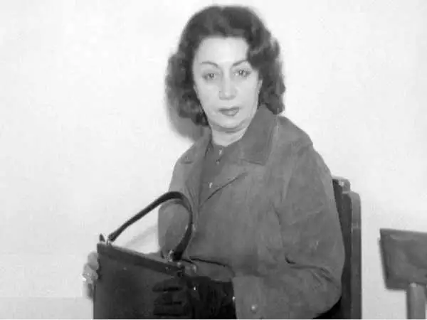 تصاویر؛ سفر در زمان؛ تصادف مرگبار خانم خواننده و نوازنده هایش در سه راه جمهوری!