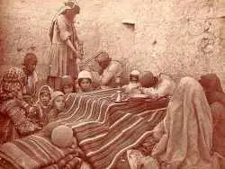 عکس؛ سفر در زمان؛ مردم خارک در دوران قاجار