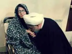 عکس؛ سفر به تاریخ؛ «حسن روحانی» در کنار پدرش «اسدالله فریدون»؛ سال 1382