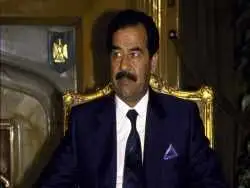 عکس؛ سفر در زمان؛ دیدار «صدام حسین و مسعود رجوی» در بغداد؛ سال 1365