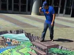 عکس؛ هنر خیابانی؛ خلاقیت هنرمند آمریکایی که یک «روستای خیالی» را روی «سنگفرش پیاده رو» خلق کرده است