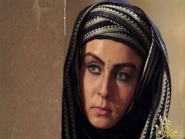 عکس؛ سفر به تاریخ؛ چهرۀ «راحله همسر ابراهیم اشتر» (مختارنامه) در 22 سالگی در اولین فیلمش