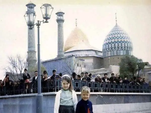 عکس؛ سفر در زمان؛ آمار جالب توریست های خارجی در ایران 1354 منتشر شد!