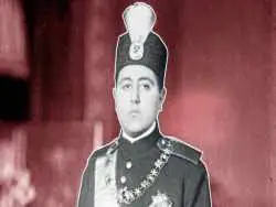 عکس؛ سفر در زمان؛ عکسی نادر از احمدشاه قاجار در کنار کمال الملک و محمدعلی فروغی