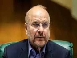 عکس؛ سفر در زمان؛ «قالیباف با سر تراشیده و لباس نظامی» در میان رزمنده ها؛ دهه 60