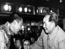 عکس؛ سفر در زمان؛ «مائو تسه تونگ، اولین رئیس  جمهوری خلق چین» در 76 سالگی؛ سال 1348