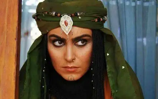 عکس؛ سفر به تاریخ؛ «جاریه، خواهر مختار» در کنار «مصعب بن زبیر» در یک مراسم؛ سال 1390