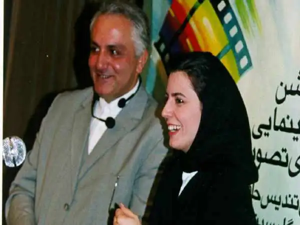 عکس؛ سفر در زمان؛ «لیلا حاتمی» در کودکی و در کنار لیلی رشیدی؛ اواخر دهه 50