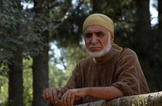 عکس؛ سفر به تاریخ؛ «زربی، غلام مختار» در کنار «داوود میرباقری» در مراسم تجلیل از مختارنامه