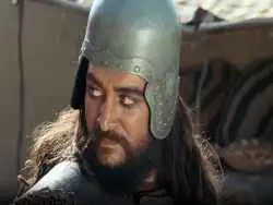 عکس؛ سفر به تاریخ؛ چهرۀ «سائب بن مالک» (سریال مختارنامه) در 18 سالگی با لباس سربازی