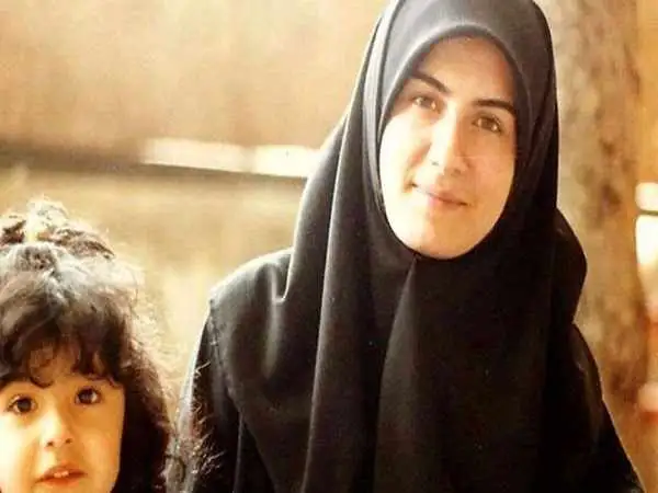 عکس؛ سفر در زمان؛ «گیتی خامنه» مجری تلویزیون در دهه 60 در آستانه 61 سالگی