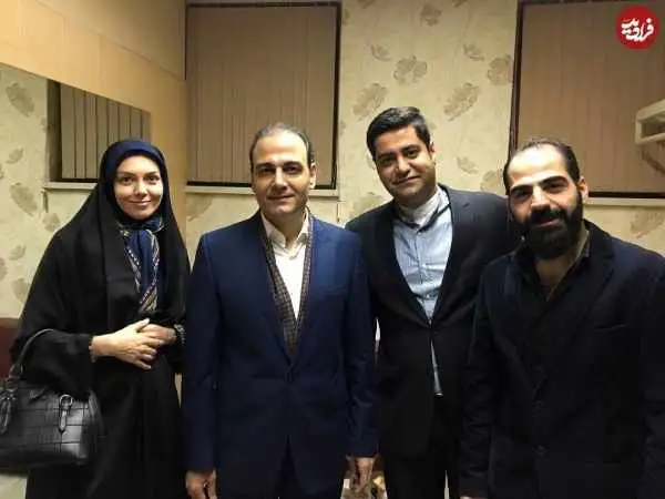 عکس؛ سفر در زمان؛ «آزاده نامداری و همسرش در کنار علیرضا قربانی»؛ سال 96