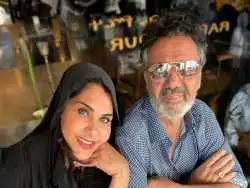 عکس؛ سفر در زمان؛ چهره «نصرالله معین در کنار جواد یساری»؛ دهه 90