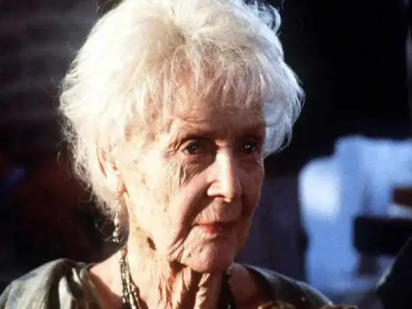 عکس؛ سفر در زمان؛ «بازیگر نقش پیری رز در تایتانیک» در 47 سالگی؛ سال 1336