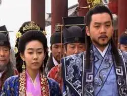 عکس؛ سفر زمان؛ چهرۀ «سولان، همسر تسو» (سریال جومونگ) در 48 سالگی در پشت صحنه یک تئاتر