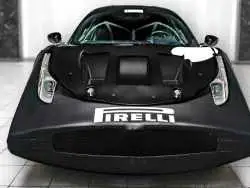 تصاویر؛ از پیست تا حراجی؛ فروش نمونه اولیه لافراری با قیمت میلیون دلاری