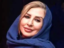 عکس؛ مرجانه گلچین با یک تیپ خاص در سن 54 سالگی