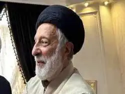 عکس؛ سفر به تاریخ؛ «مسعود پزشکیان» در منزل «سید هادی خامنه ای، برادر رهبر انقلاب»؛ سال 1403