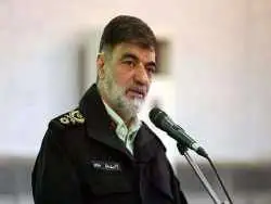 عکس؛ سفر به تاریخ؛ چهرۀ «سردار رادان» در دوران جوانی در کنار همرزمانش در جبهه؛ دهه 60