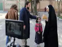 عکس؛ سفر در زمان؛ «بابا اسماعیل، خاله زینب و محمد» در پشت صحنه سریال بچه مهندس 1؛ سال 97