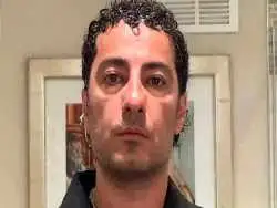 عکس؛ سفر به تاریخ؛ چهرۀ «نوید محمدزاده» در 21 سالگی در اولین فیلمش؛ سال 1386