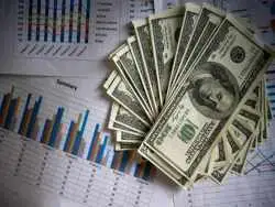 اگر همه مردم به یک اندازه حقوق بگیرند، چه بلایی سر اقتصاد می آید؟