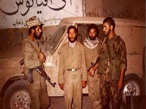 عکس؛ سفر در زمان؛ گروهی که ناجی پاوه شدند