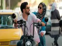 تصاویر؛ پردیس احمدیه و سینا مهراد سوار بر موتور در سریال «از یاد رفته» 