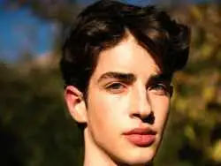 تصاویر؛ عکس های شخصی، زندگی خصوصی و بیوگرافی مانو ریوس فرناندز