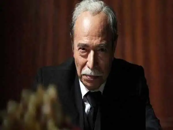 عکس؛ سفر در زمان؛ «بزرگ آقا» سریال شهرزاد در کنار محمدعلی کشاورز؛ سال 95