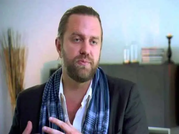 ادعای «روان پریشی» کارل رینش پس از کلاهبرداری از نتفلیکس