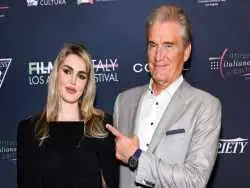 تصاویر؛ حضور دولف لاندگرن 67 ساله پس از شکست سرطان در کنار همسر جوانش در لس آنجلس