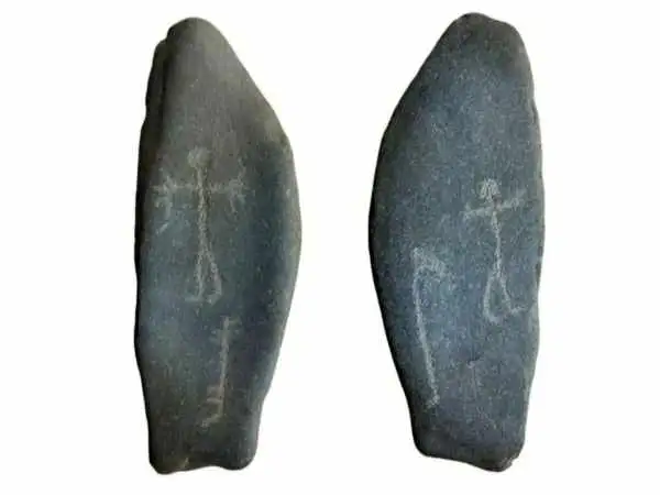 یک تکه سنگ کوچک که گنجینه ای 3 هزارساله از آب درآمد