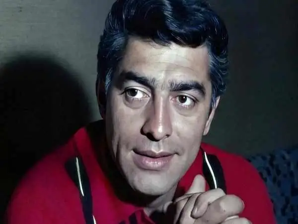 عکس؛ سفر در زمان؛ «محمدعلی فردین» با محاسن سفید در 52 سالگی؛ سال 1361