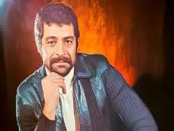 عکس؛ سفر در زمان؛ «بهروز وثوقی در کنار دو همکار سینمایی اش؛ سال 1355